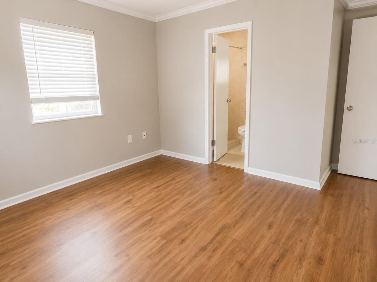 7708 2ND AVENUE — photo 14 of 26