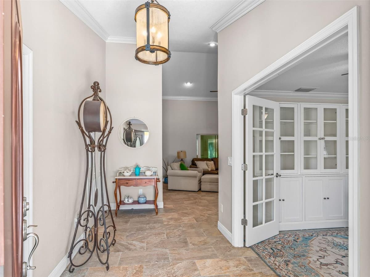 5331 GROVE MANOR — photo 4 of 43