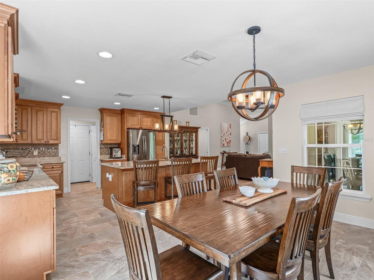 5331 GROVE MANOR — photo 9 of 43