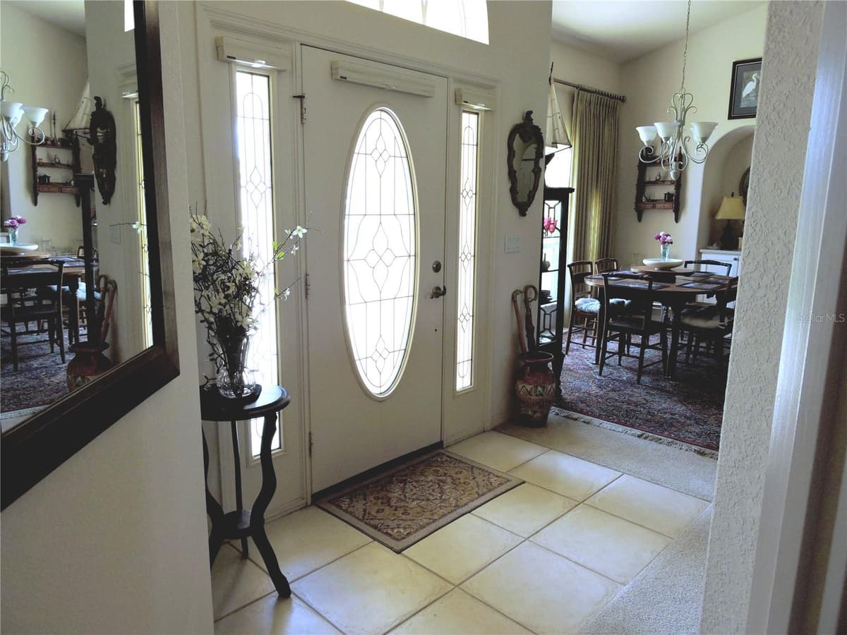 110 MARINER LANE — photo 5 of 46