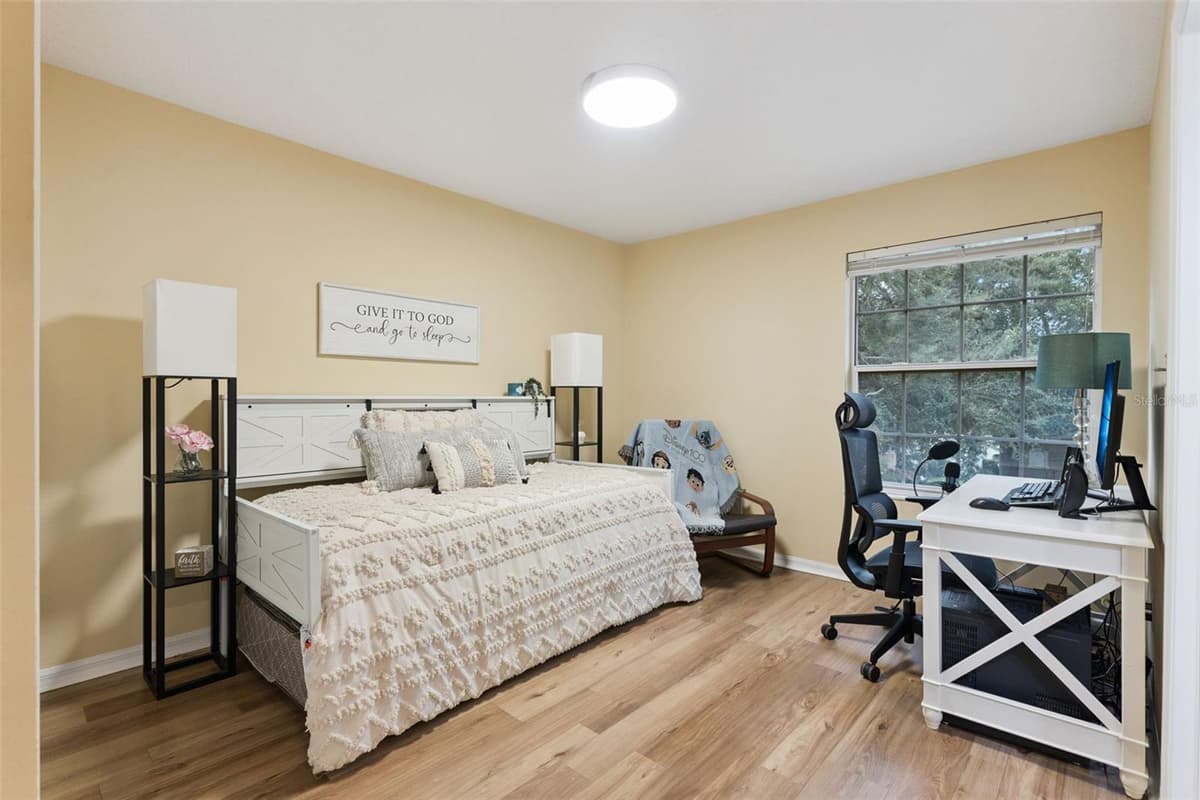 8355 DIAMOND COVE CIRCLE — photo 38 of 66