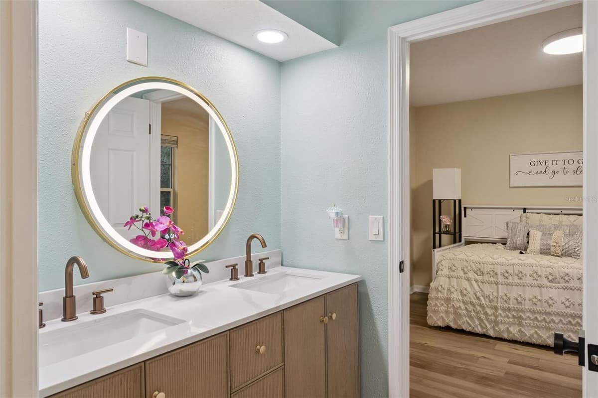 8355 DIAMOND COVE CIRCLE — photo 37 of 66