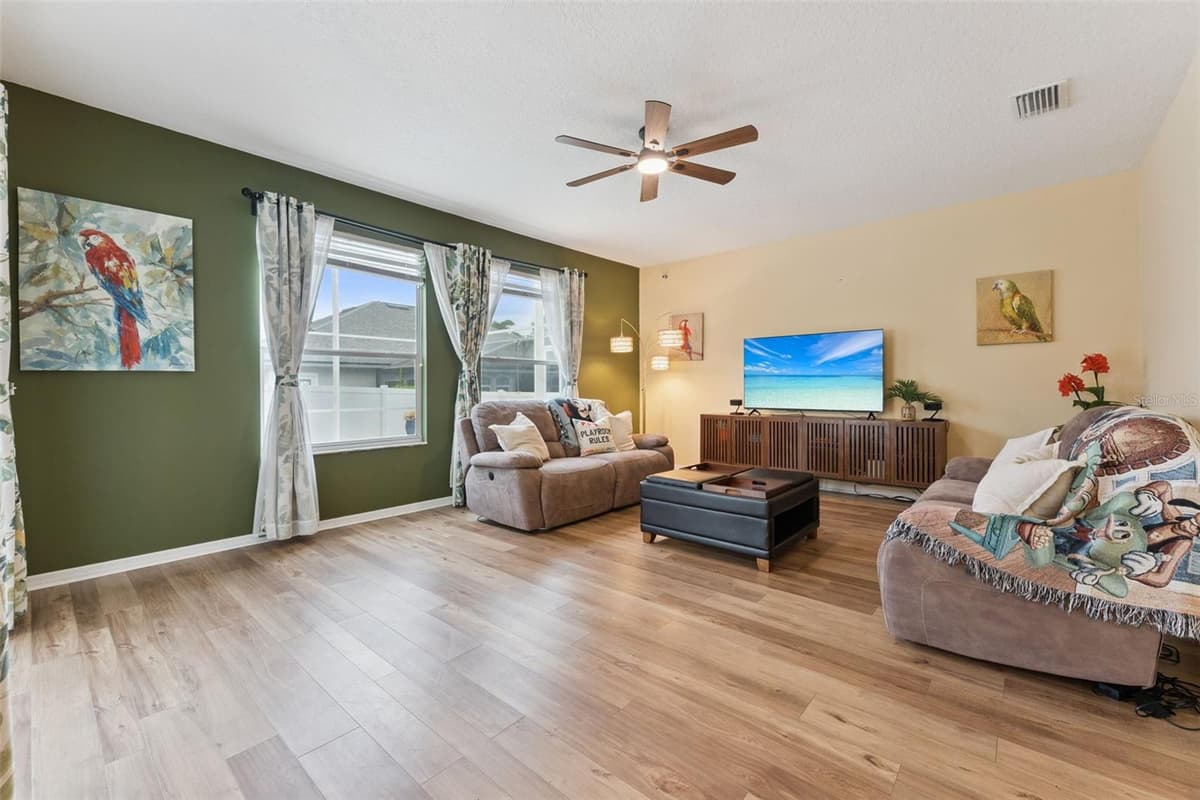 8355 DIAMOND COVE CIRCLE — photo 13 of 66