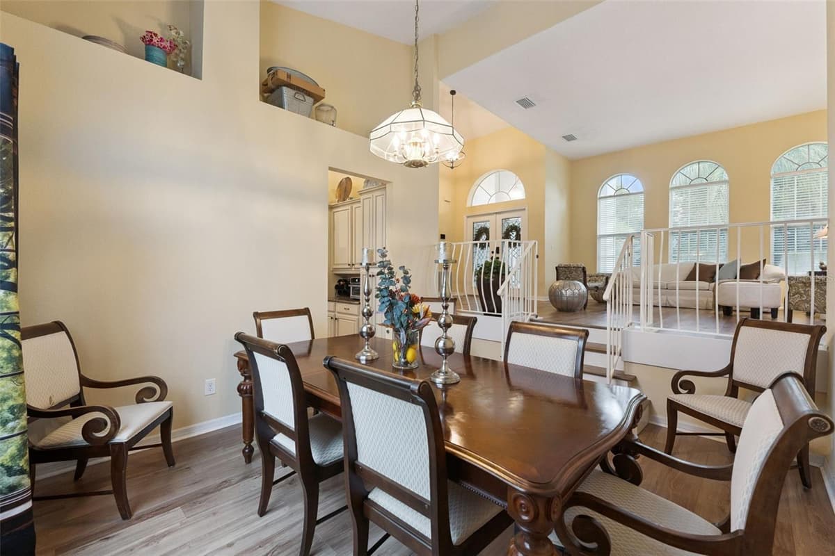 8355 DIAMOND COVE CIRCLE — photo 16 of 66