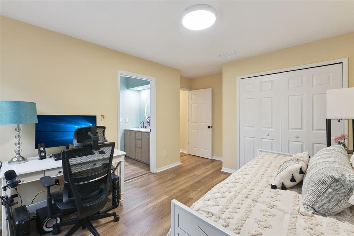 8355 DIAMOND COVE CIRCLE — photo 39 of 66
