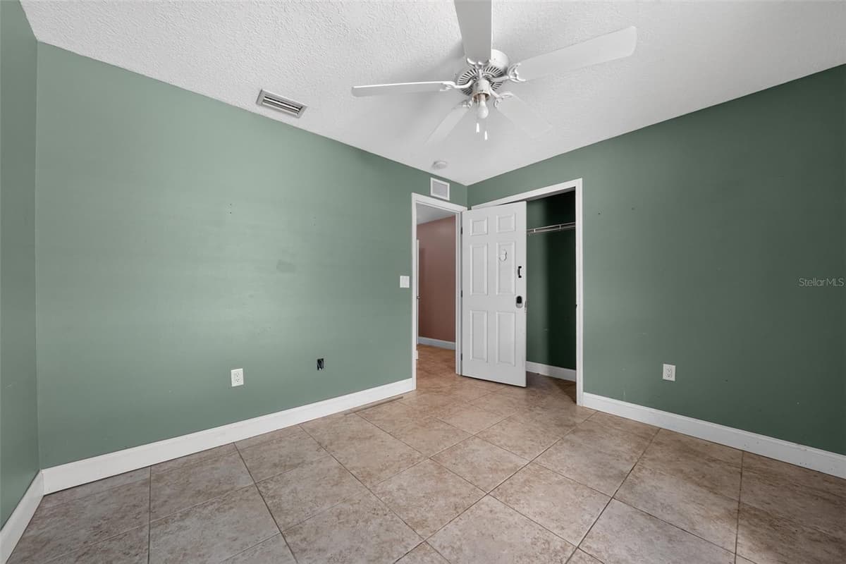 1081 JOHNSTON ROAD — photo 31 of 50