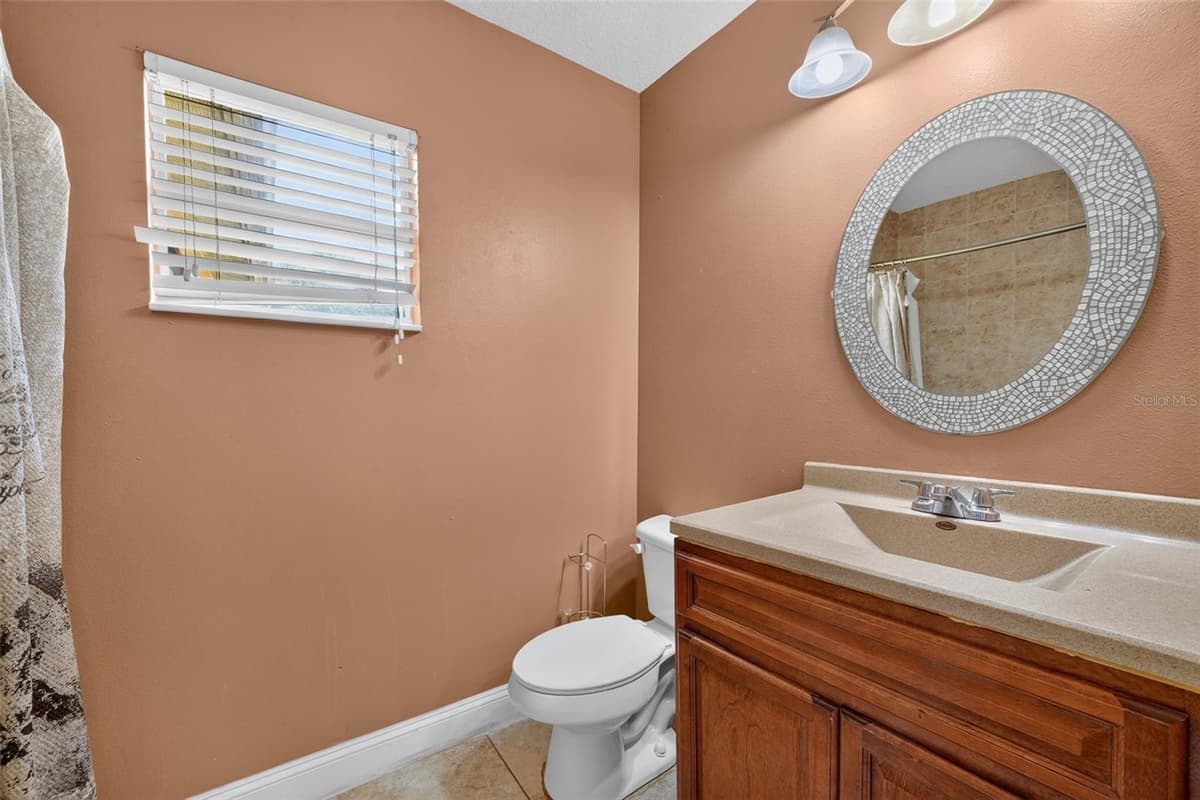 1081 JOHNSTON ROAD — photo 6 of 50