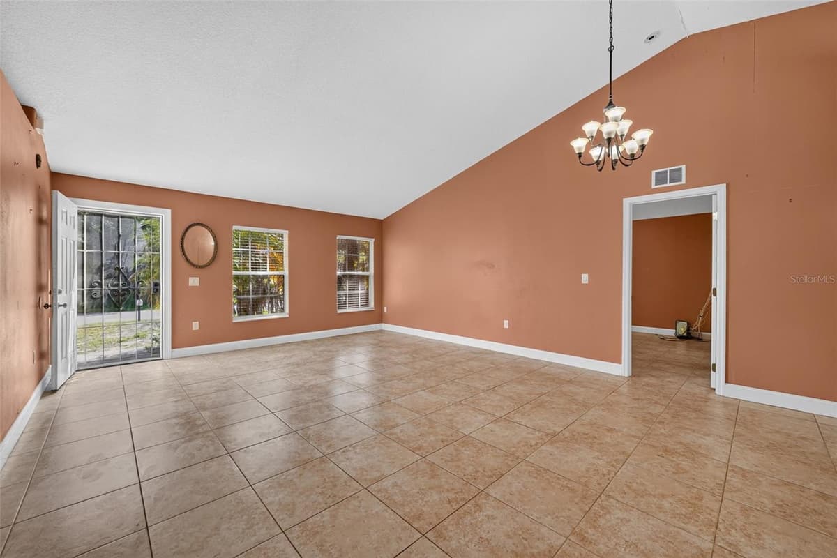 1081 JOHNSTON ROAD — photo 47 of 50