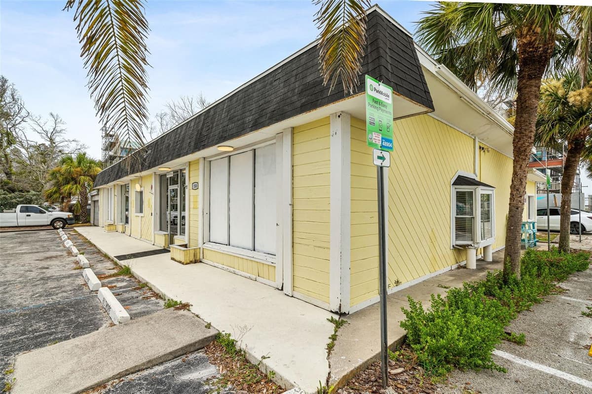 350 GULF BOULEVARD — photo 6 of 38