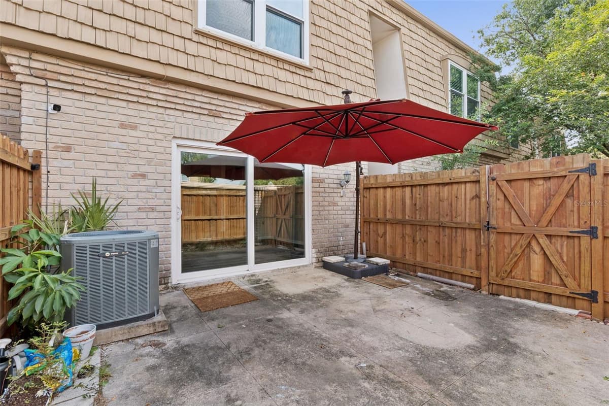 200 SAINT ANDREWS BOULEVARD — photo 17 of 21