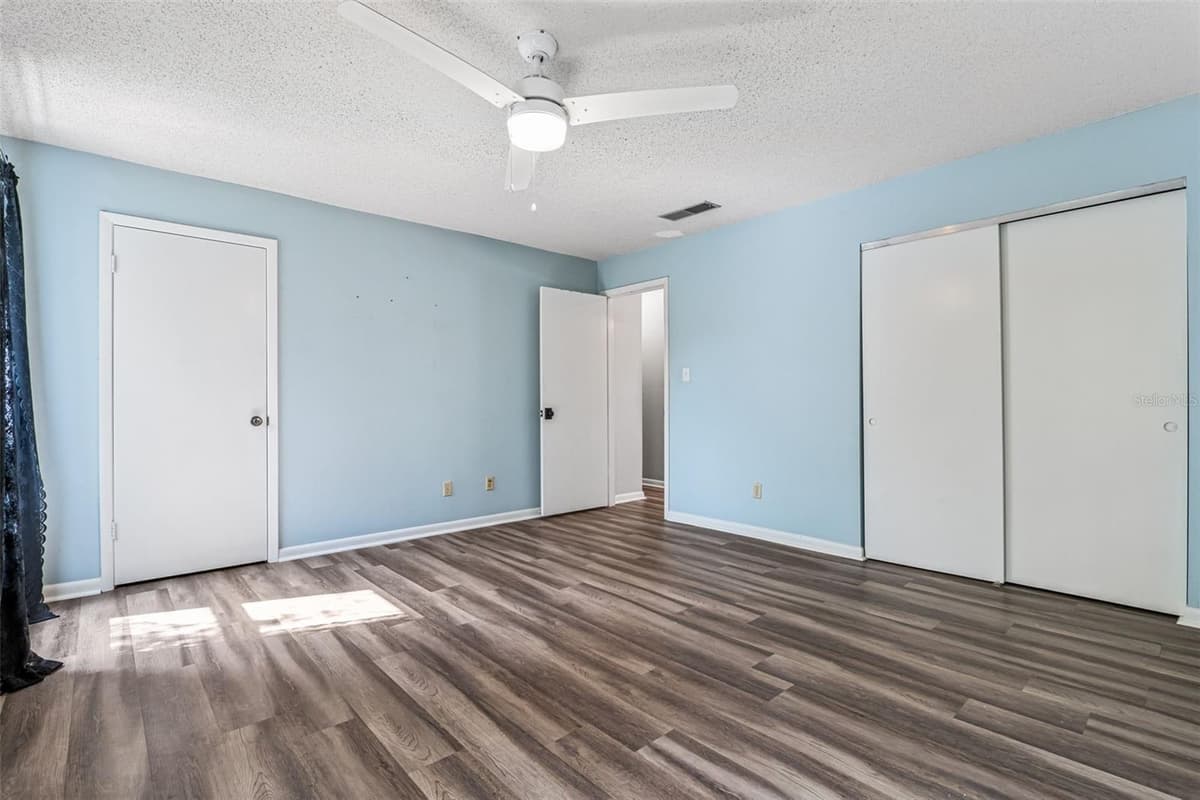 200 SAINT ANDREWS BOULEVARD — photo 13 of 21