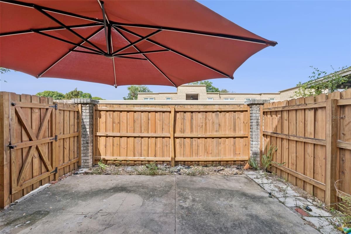 200 SAINT ANDREWS BOULEVARD — photo 18 of 21