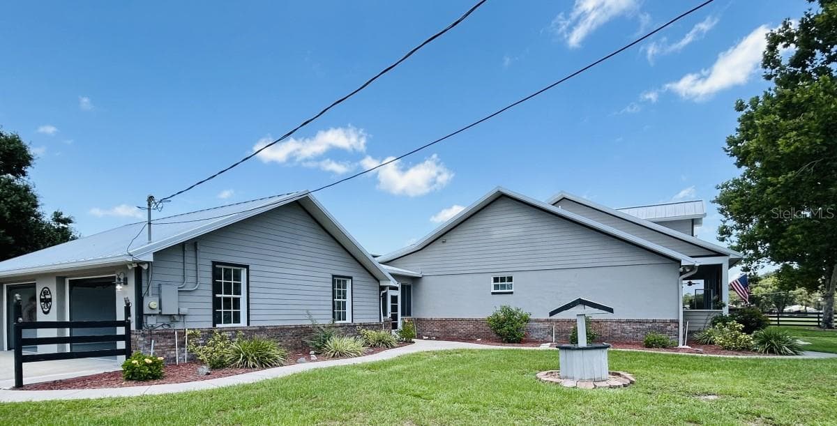 1868 DRULINER ROAD — photo 5 of 49