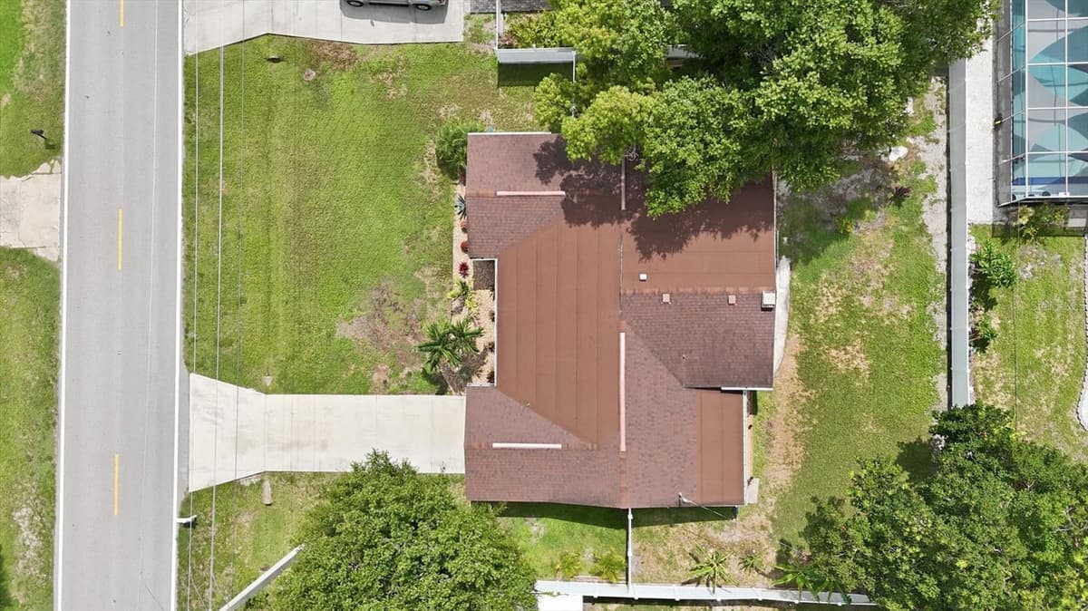 630 SEMINOLE DRIVE — photo 35 of 40