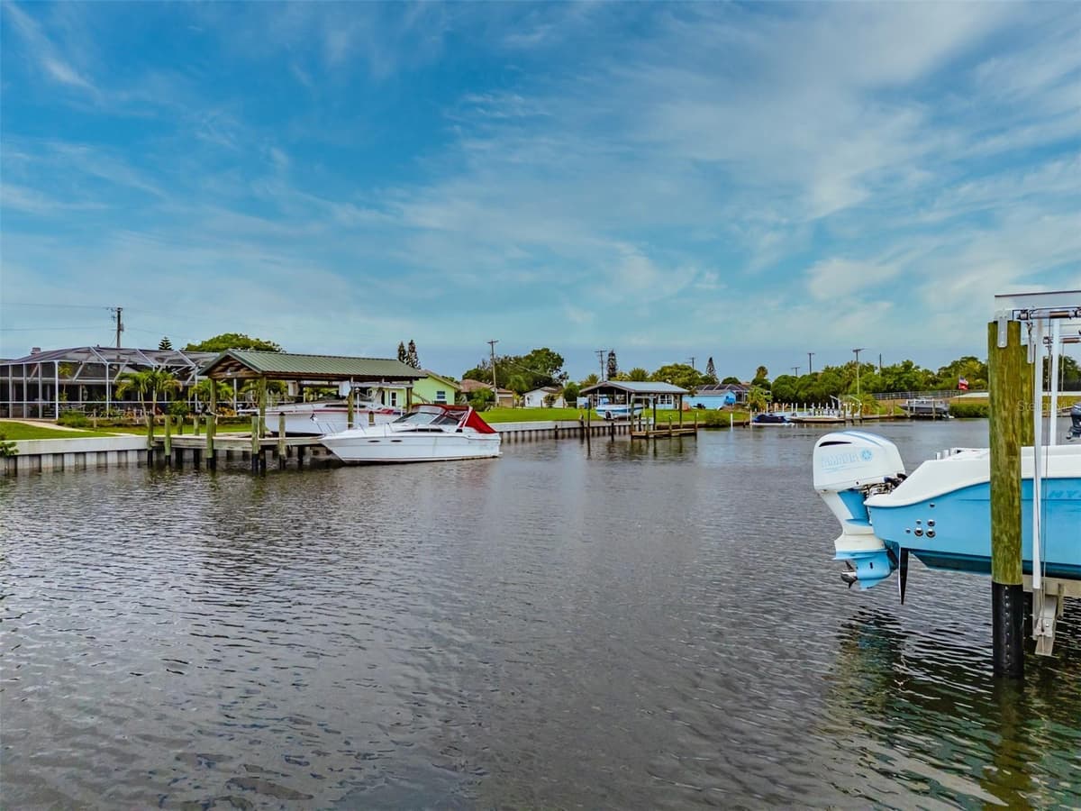 562 BIMINI BAY BOULEVARD — photo 42 of 68