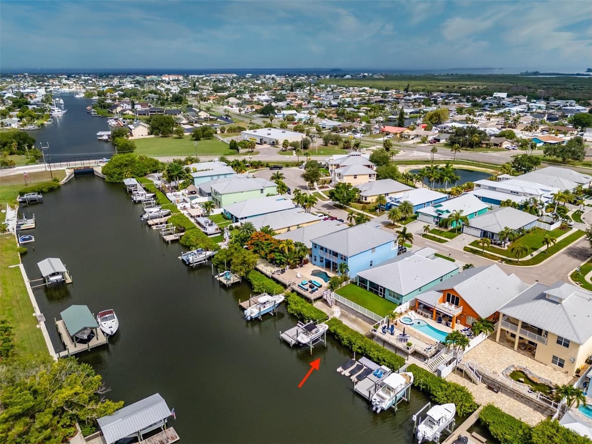562 BIMINI BAY BOULEVARD — photo 53 of 68
