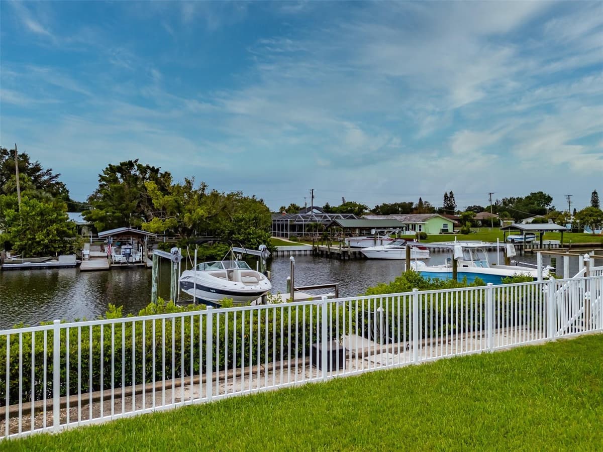 562 BIMINI BAY BOULEVARD — photo 38 of 68