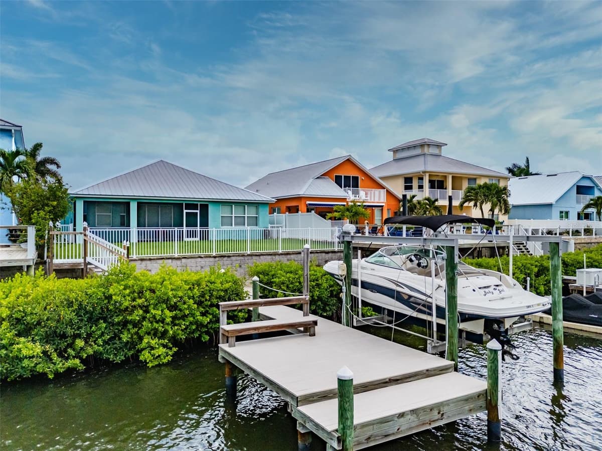 562 BIMINI BAY BOULEVARD — photo 41 of 68