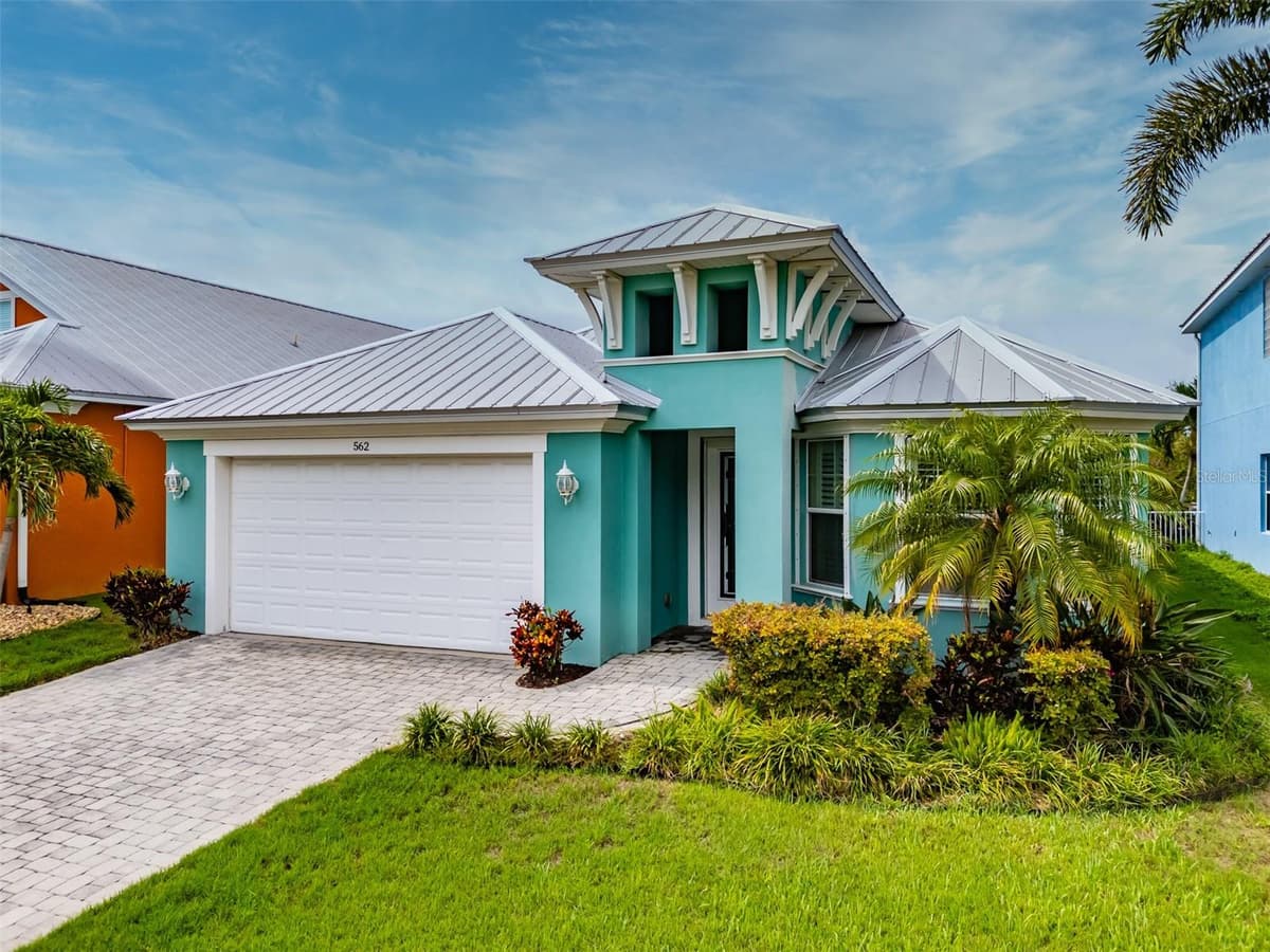 562 BIMINI BAY BOULEVARD — photo 4 of 68