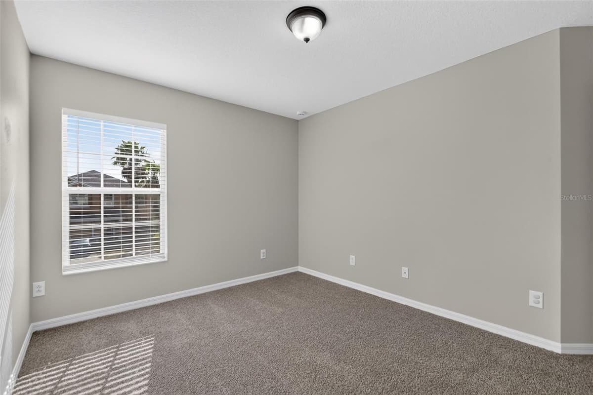 3519 MCCORMICK WOODS DRIVE — photo 25 of 30
