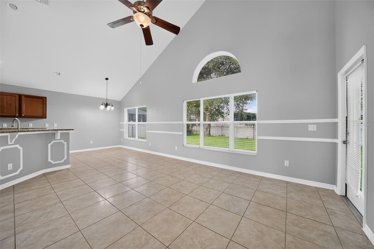 3519 MCCORMICK WOODS DRIVE — photo 6 of 30