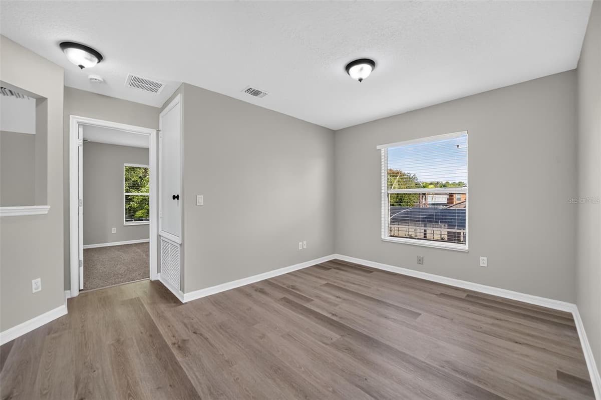 3519 MCCORMICK WOODS DRIVE — photo 26 of 30