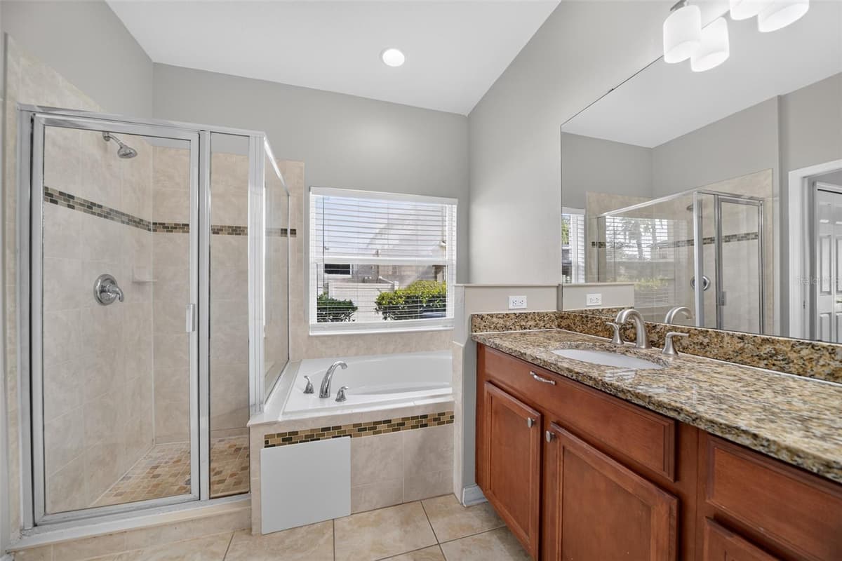 3519 MCCORMICK WOODS DRIVE — photo 15 of 30