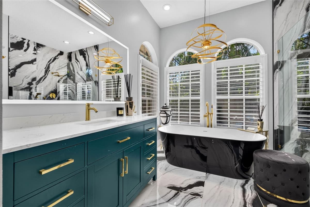 4660 LAUREL OAK LANE — photo 33 of 61