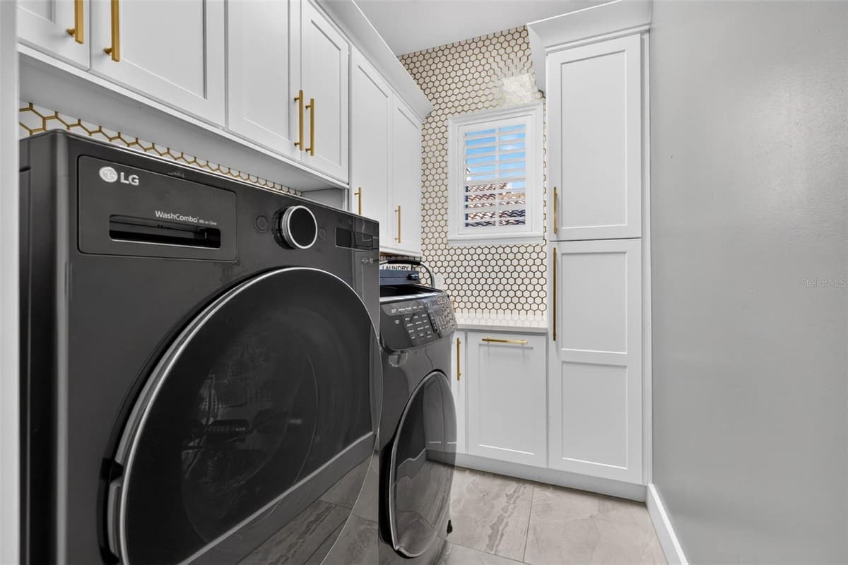 4660 LAUREL OAK LANE — photo 45 of 61