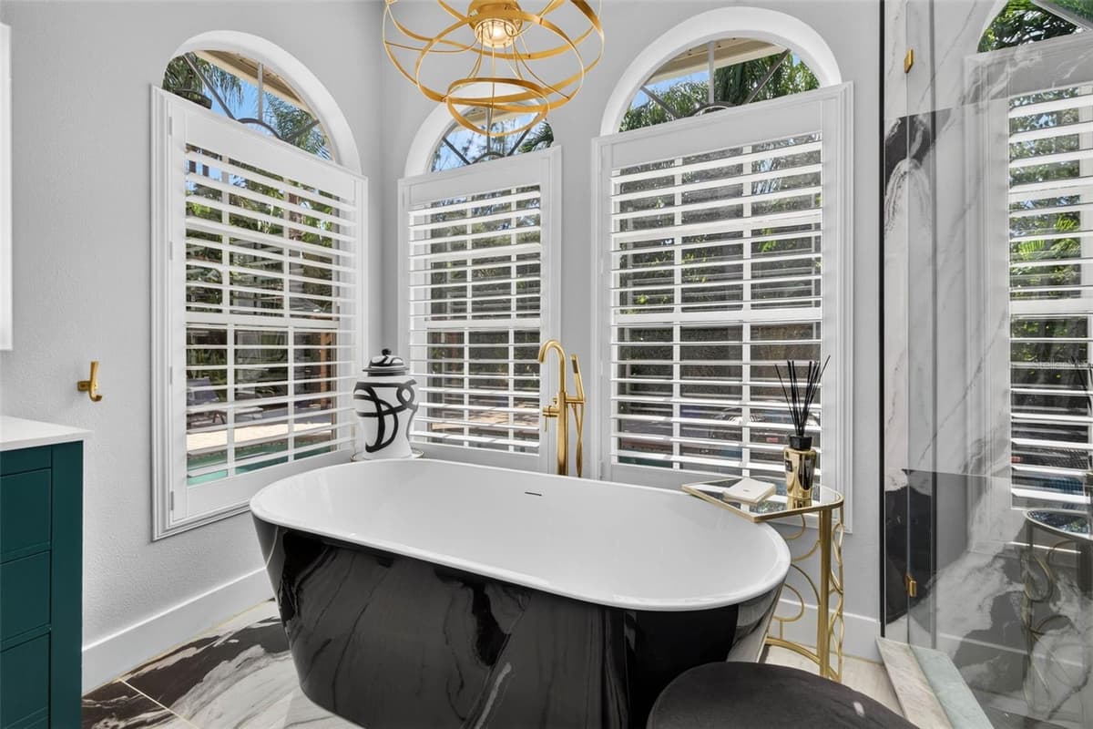 4660 LAUREL OAK LANE — photo 34 of 61