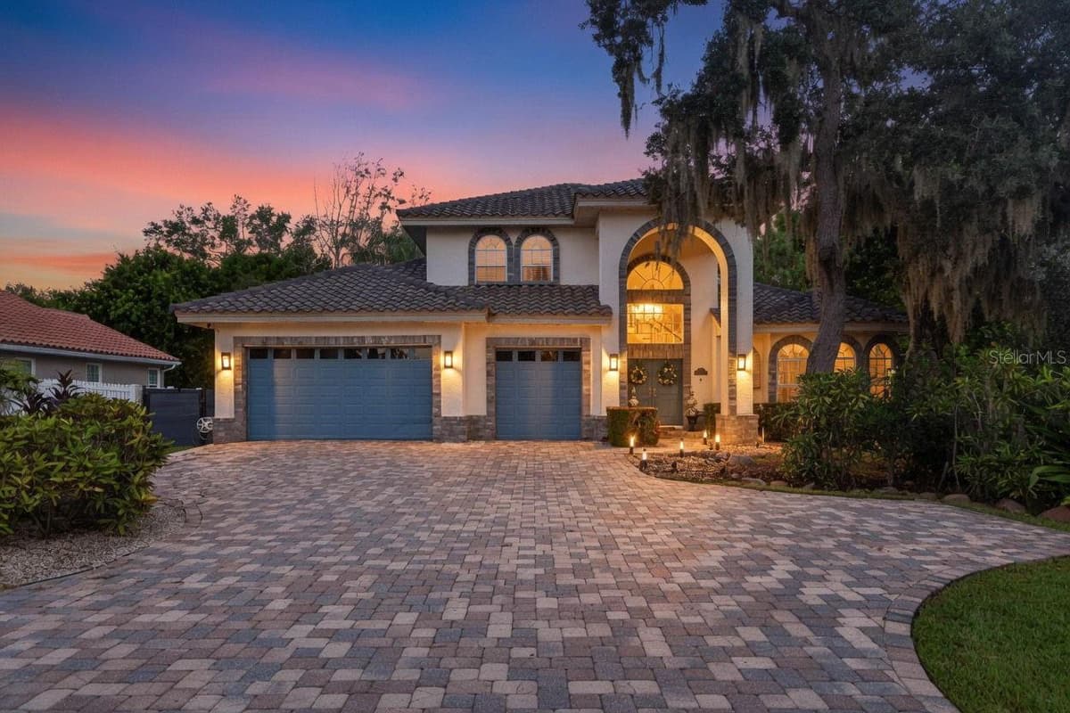 4660 LAUREL OAK LANE — photo 4 of 61