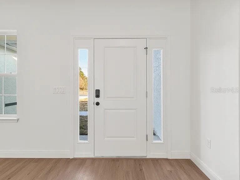 3826 LON LANE — photo 4 of 35
