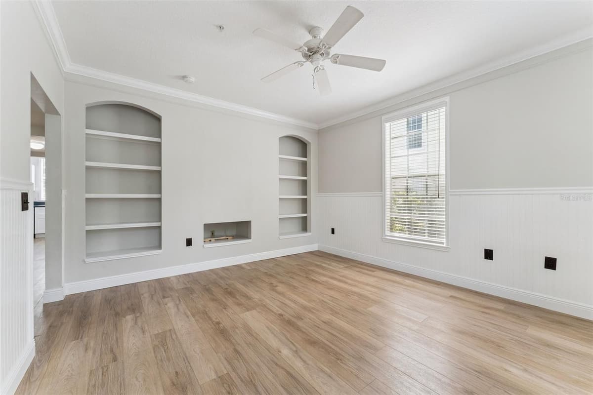 310 GRAND MAGNOLIA AVENUE — photo 20 of 53