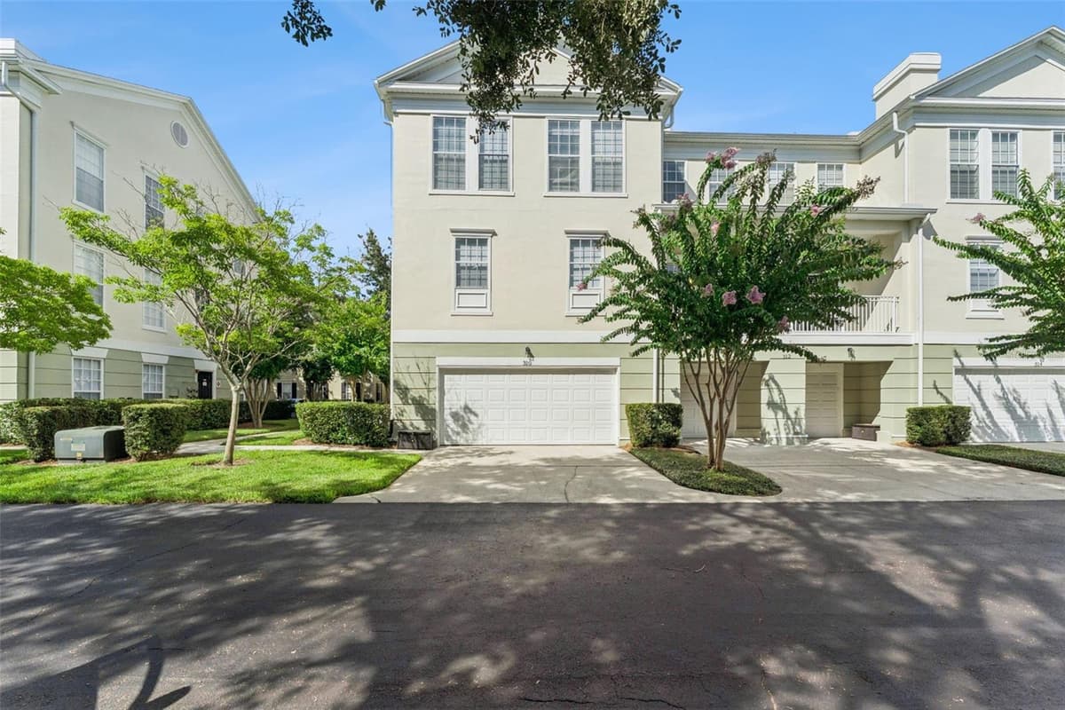 310 GRAND MAGNOLIA AVENUE — photo 37 of 53