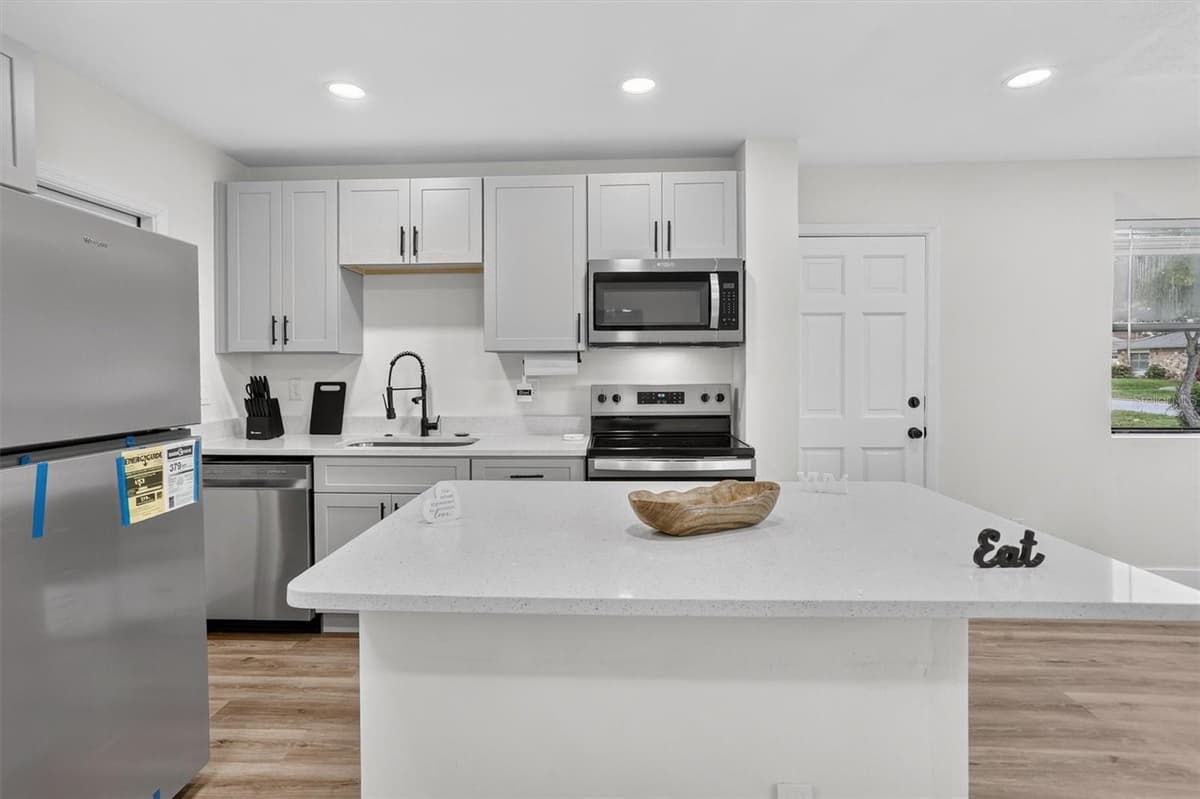 3402 LEWIS COURT — photo 15 of 29
