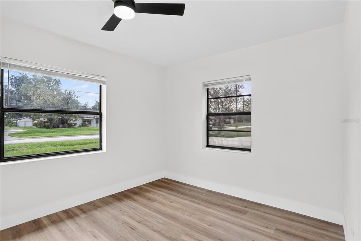 3402 LEWIS COURT — photo 17 of 29