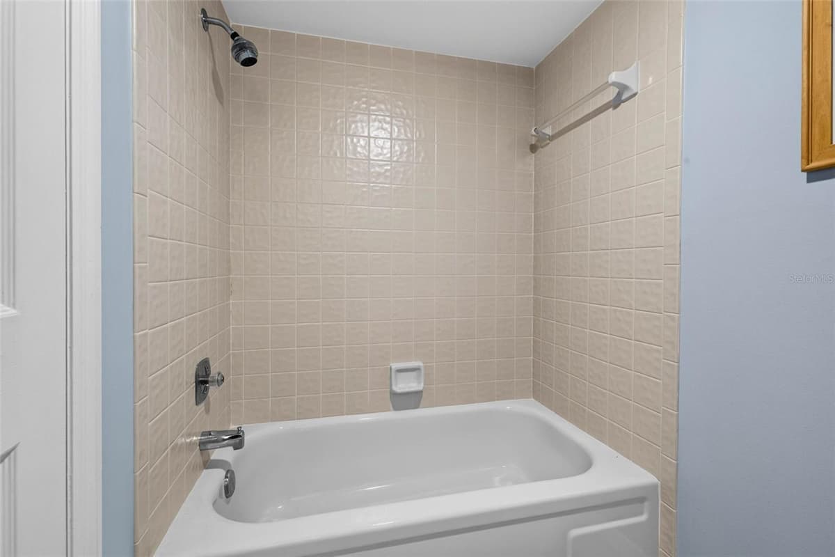 2490 HERON TERRACE — photo 15 of 28