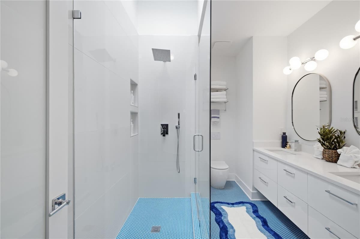 2701 POPLAR AVENUE — photo 50 of 65