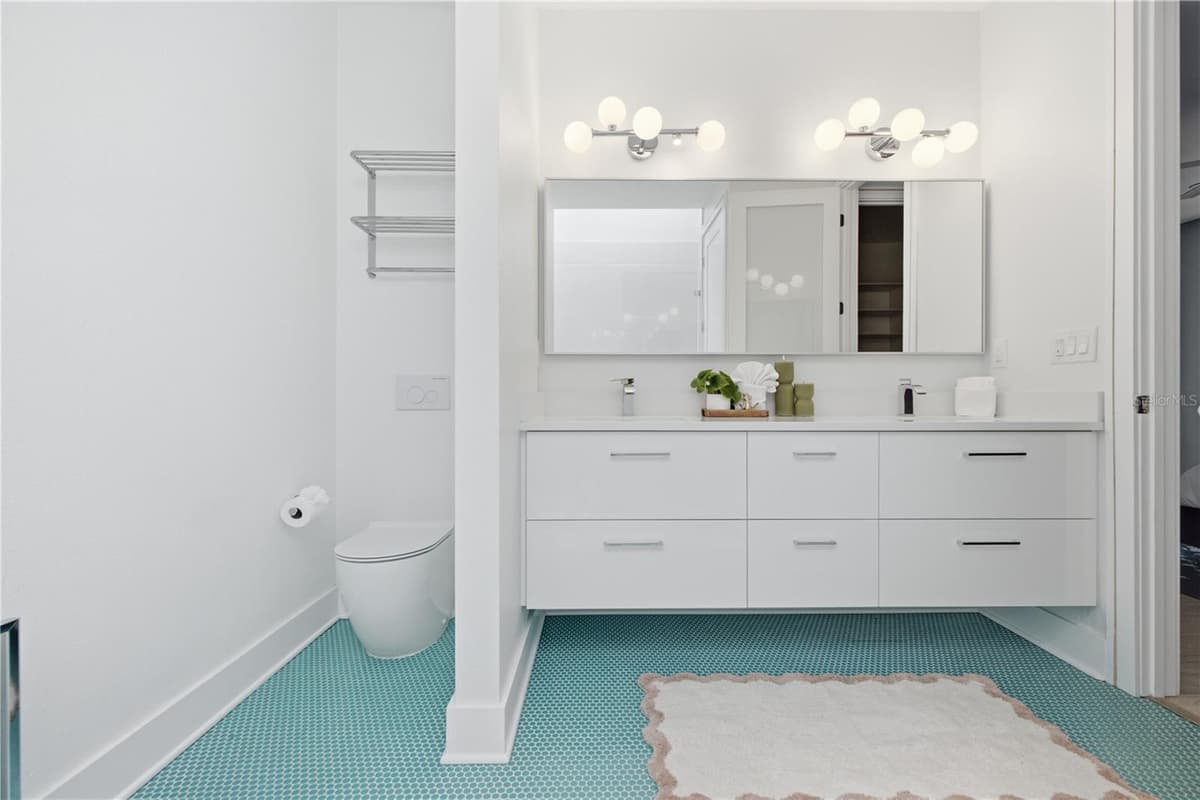2701 POPLAR AVENUE — photo 26 of 65