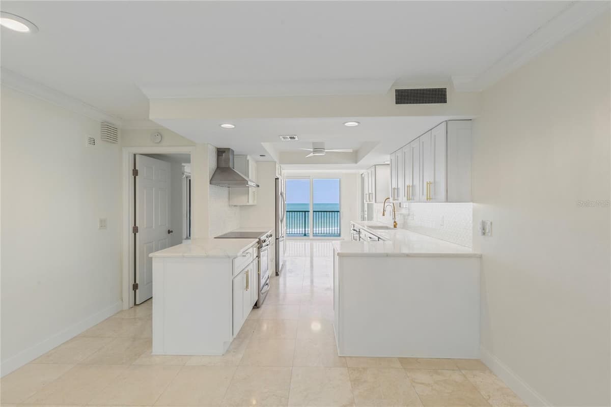 1600 GULF BOULEVARD — photo 10 of 74