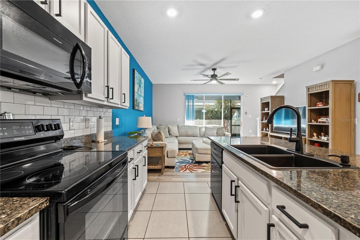 2914 SUNCOAST BLEND DRIVE — photo 10 of 72