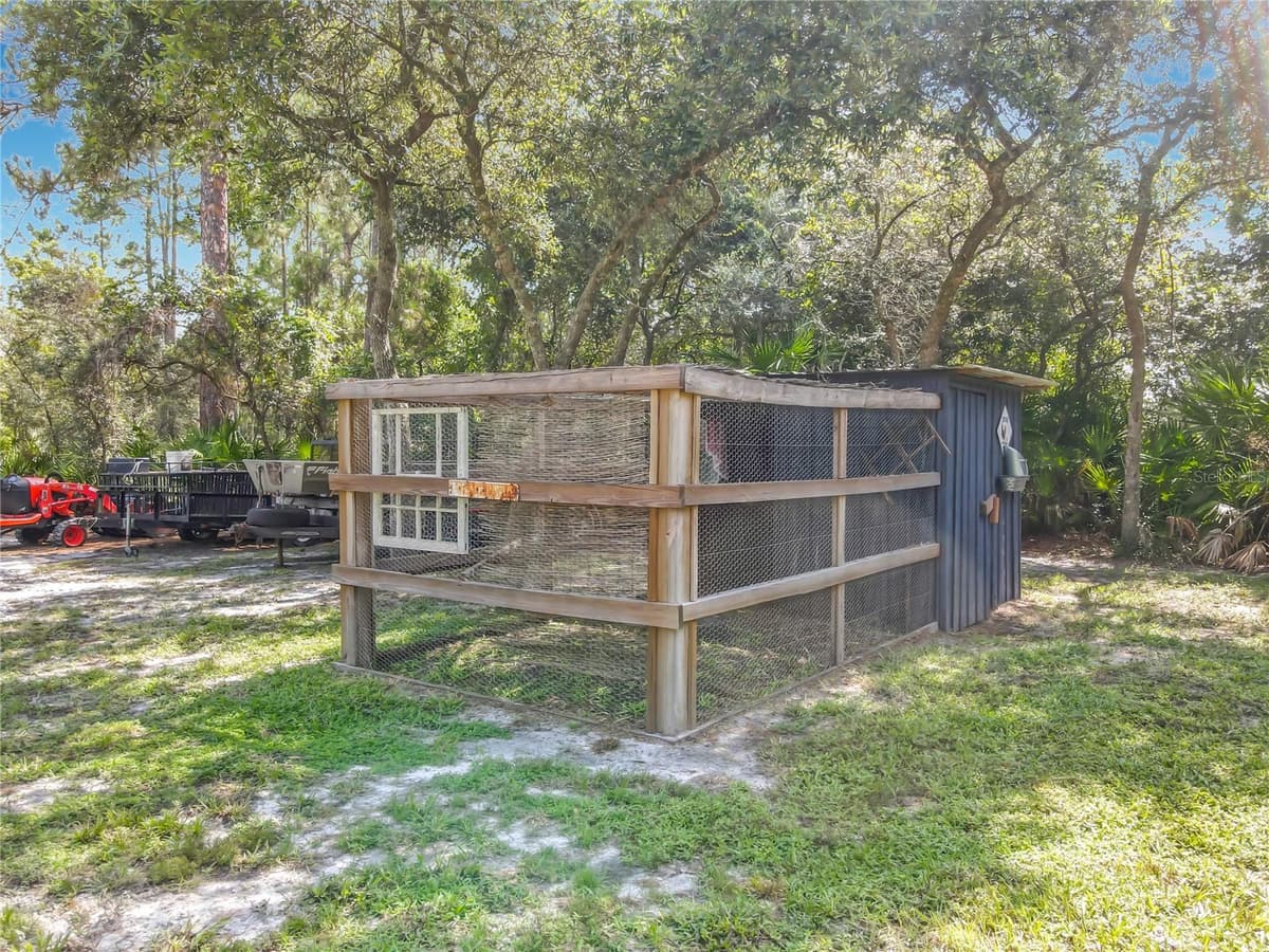 31120 LAKE HOLLY ROAD — photo 49 of 64