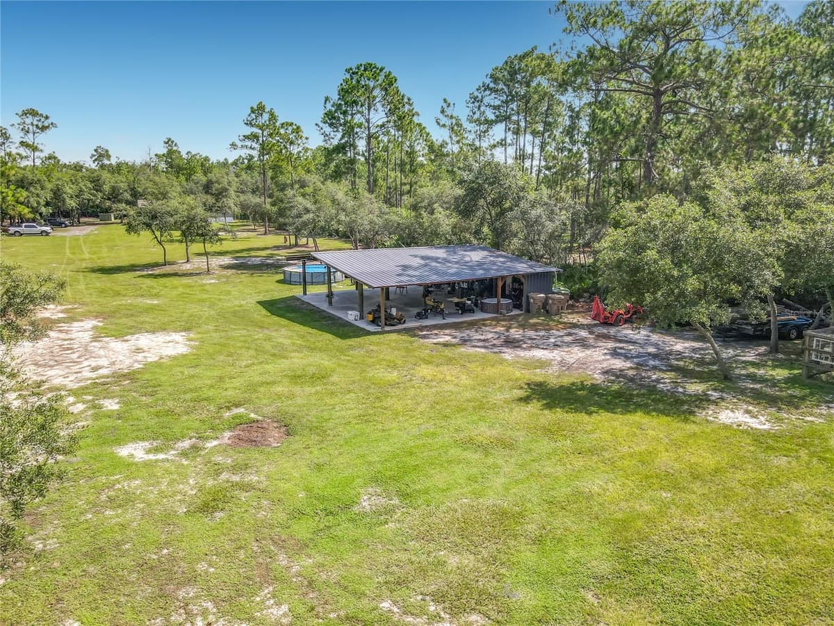 31120 LAKE HOLLY ROAD — photo 58 of 64