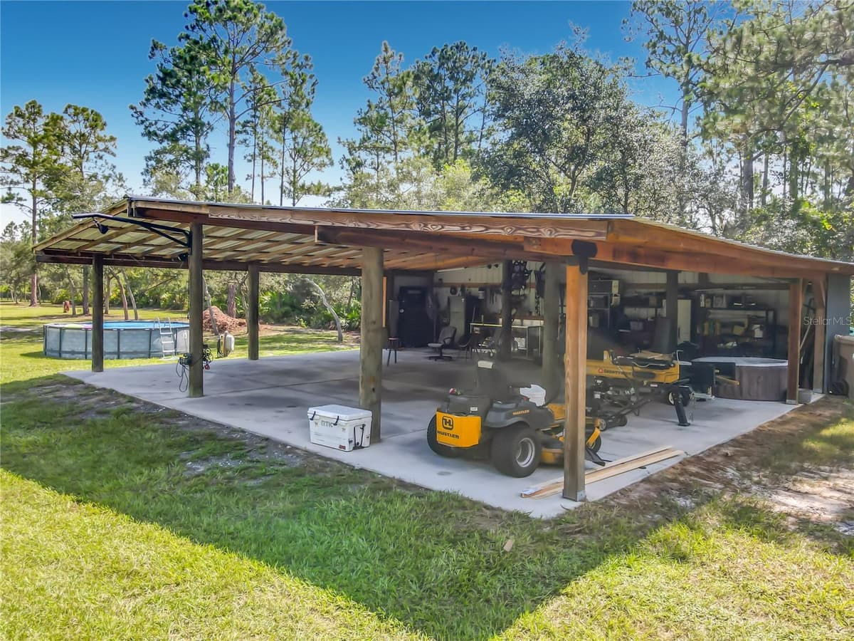 31120 LAKE HOLLY ROAD — photo 46 of 64