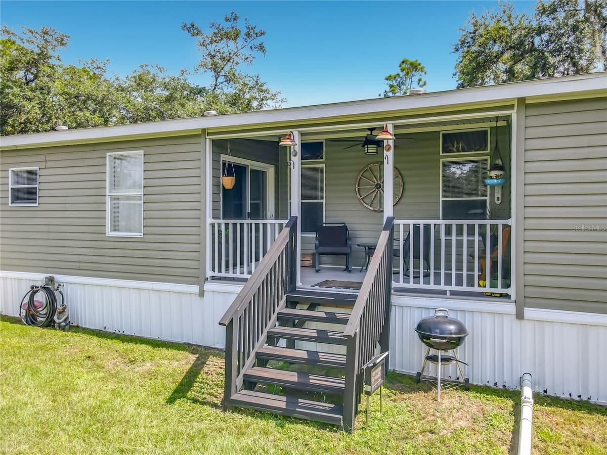31120 LAKE HOLLY ROAD — photo 42 of 64