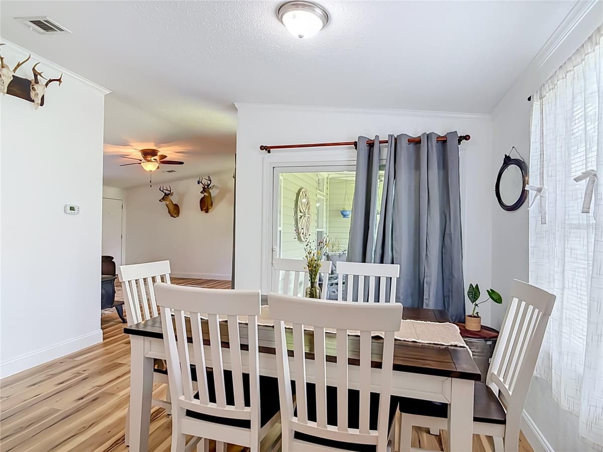 31120 LAKE HOLLY ROAD — photo 12 of 64