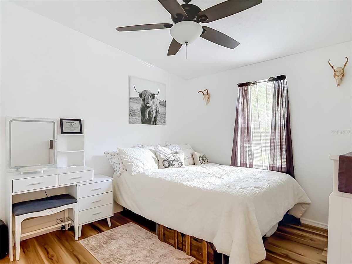 31120 LAKE HOLLY ROAD — photo 33 of 64
