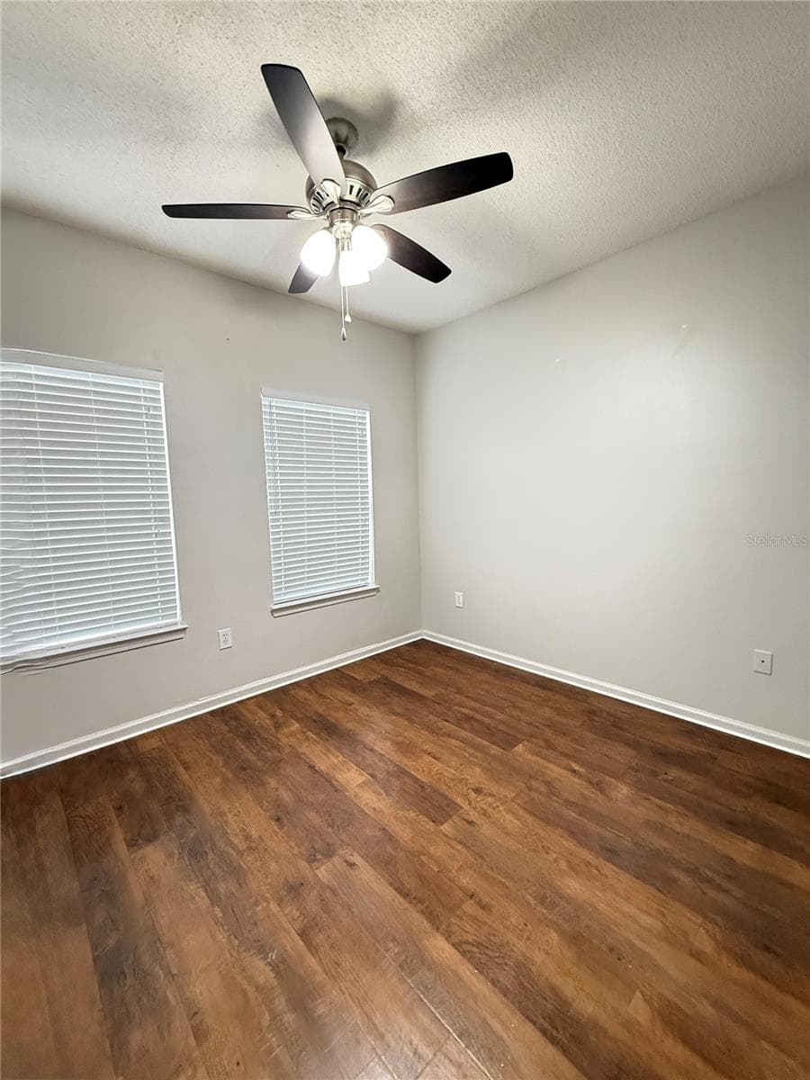 12017 VILLANOVA DRIVE — photo 15 of 48