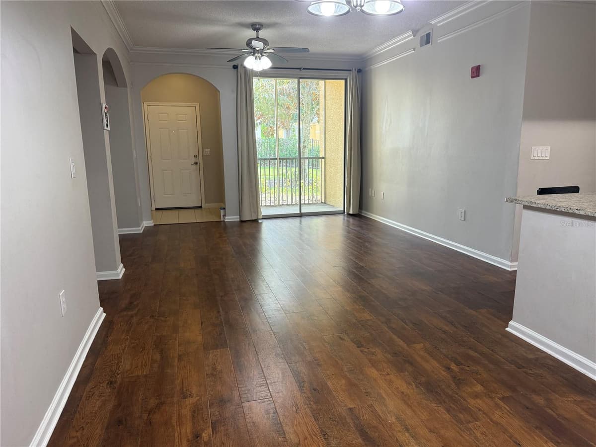 12017 VILLANOVA DRIVE — photo 10 of 48