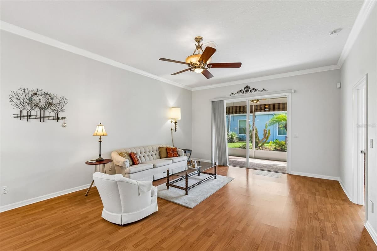 12154 PUTTER GREEN COURT — photo 11 of 74